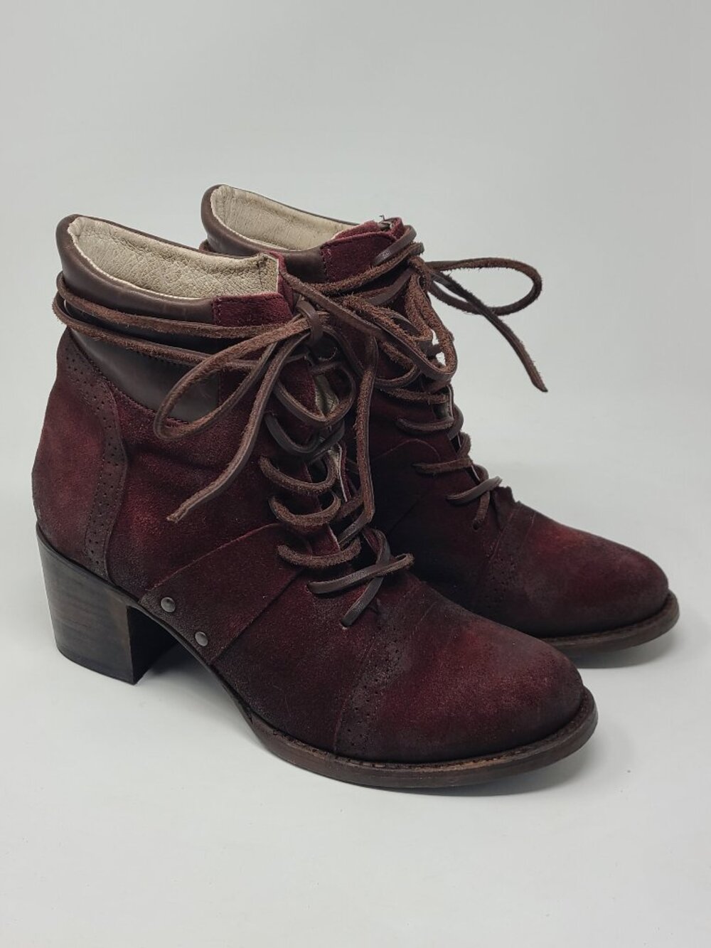 Freebird women's size 10 Cage Leather Ankle Boots Lace up